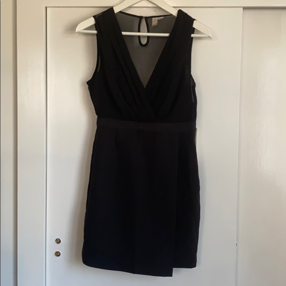 🆕 Forever 21 Exclusive Little Black Dress